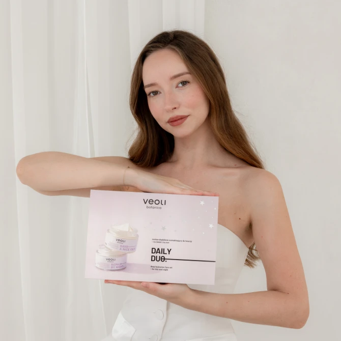 VEOLI BOTANICA Daily Duo Nawadniający zestaw kosmetyków na dzień i na noc (2 x 50ml)
