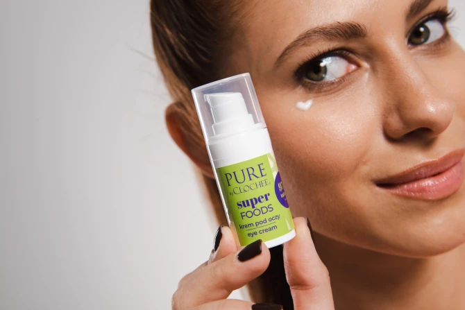 PURE BY CLOCHEE SUPERFOODS Witaminowy krem pod oczy - 50ml