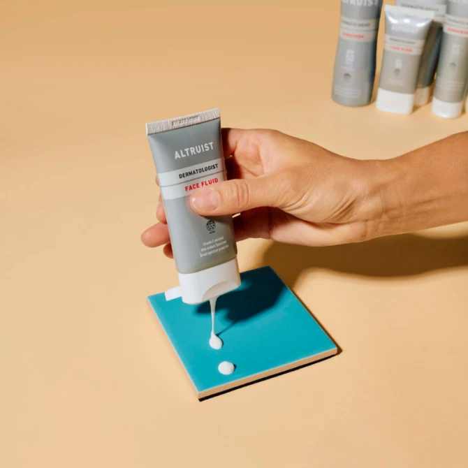 ALTRUIST Sunscreen Face Fluid SPF 50 – lekki krem przeciwsłoneczny do twarzy 50 ml