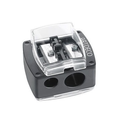 48738231569501229