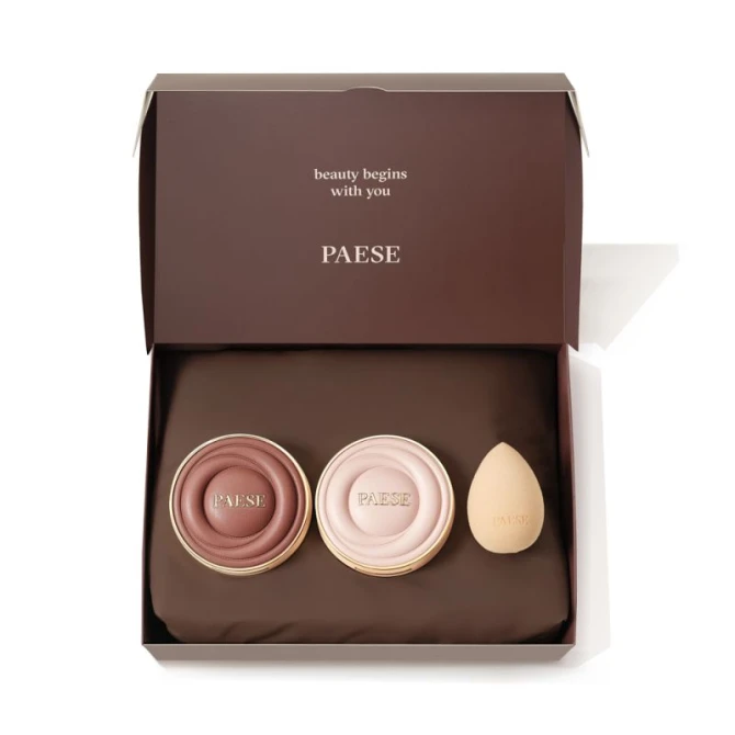 PAESE Zestaw Świąteczny SELFGLOW SET COLD Kremowy bronzer z matowym efektem 02 Velvet Sand 8g + Kremowy róż z matowym efektem 03 Rose Veil 8g + Gąbka do makijażu 1 szt.