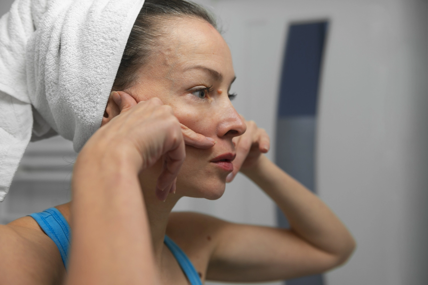 Co na trądzik hormonalny? Dowiedz się, jak leczyć niedoskonałości skóry